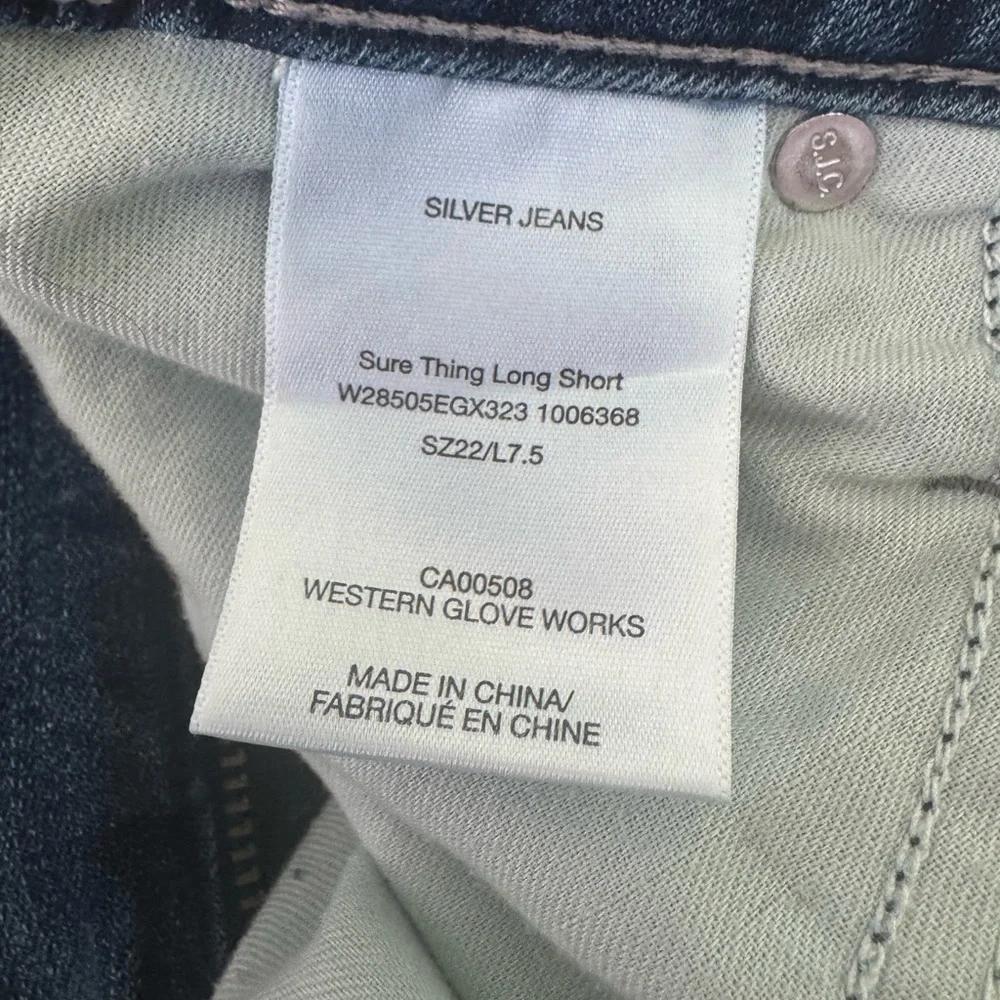Silver Jeans Sure Thing High Rise Long Shorts 22W Indigo NWT